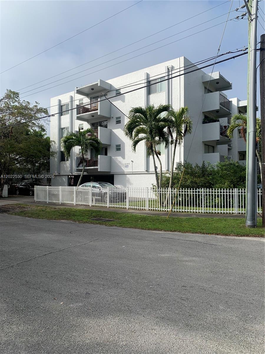 ARCH CREEK LANDING CONDO - Residential