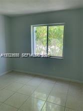 1090 NE 129th St 202