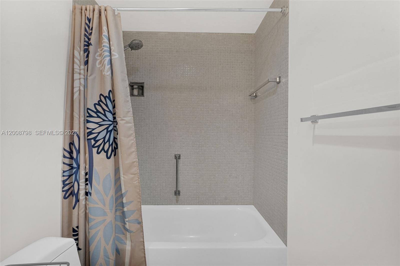 CORINTHIAN CONDO - Residential