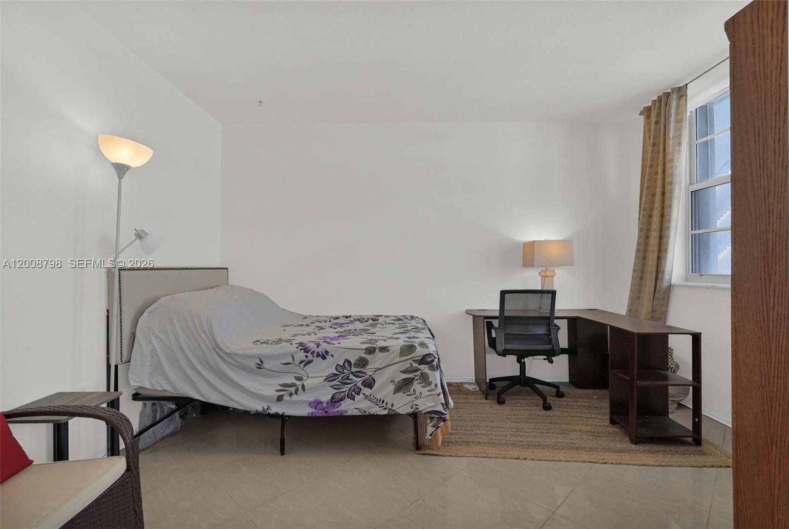 CORINTHIAN CONDO - Residential