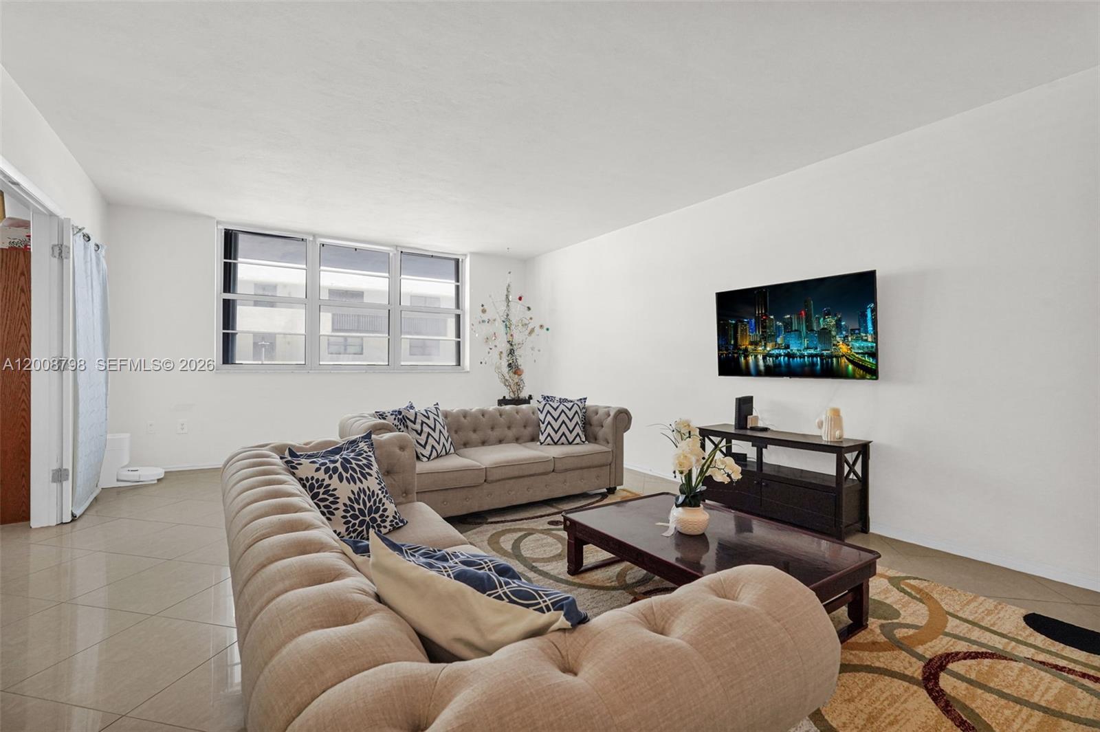 CORINTHIAN CONDO - Residential