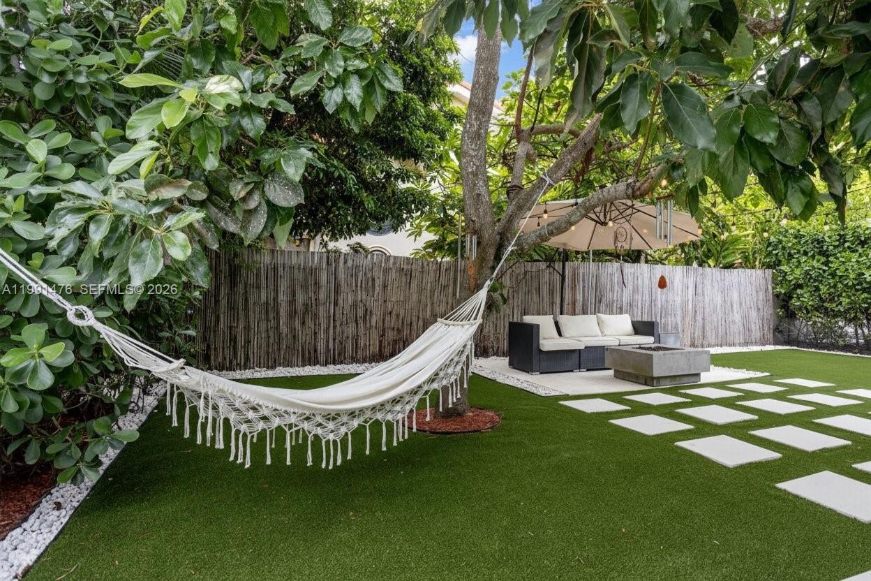 CORAL GABLES GRANADA SEC - Residential