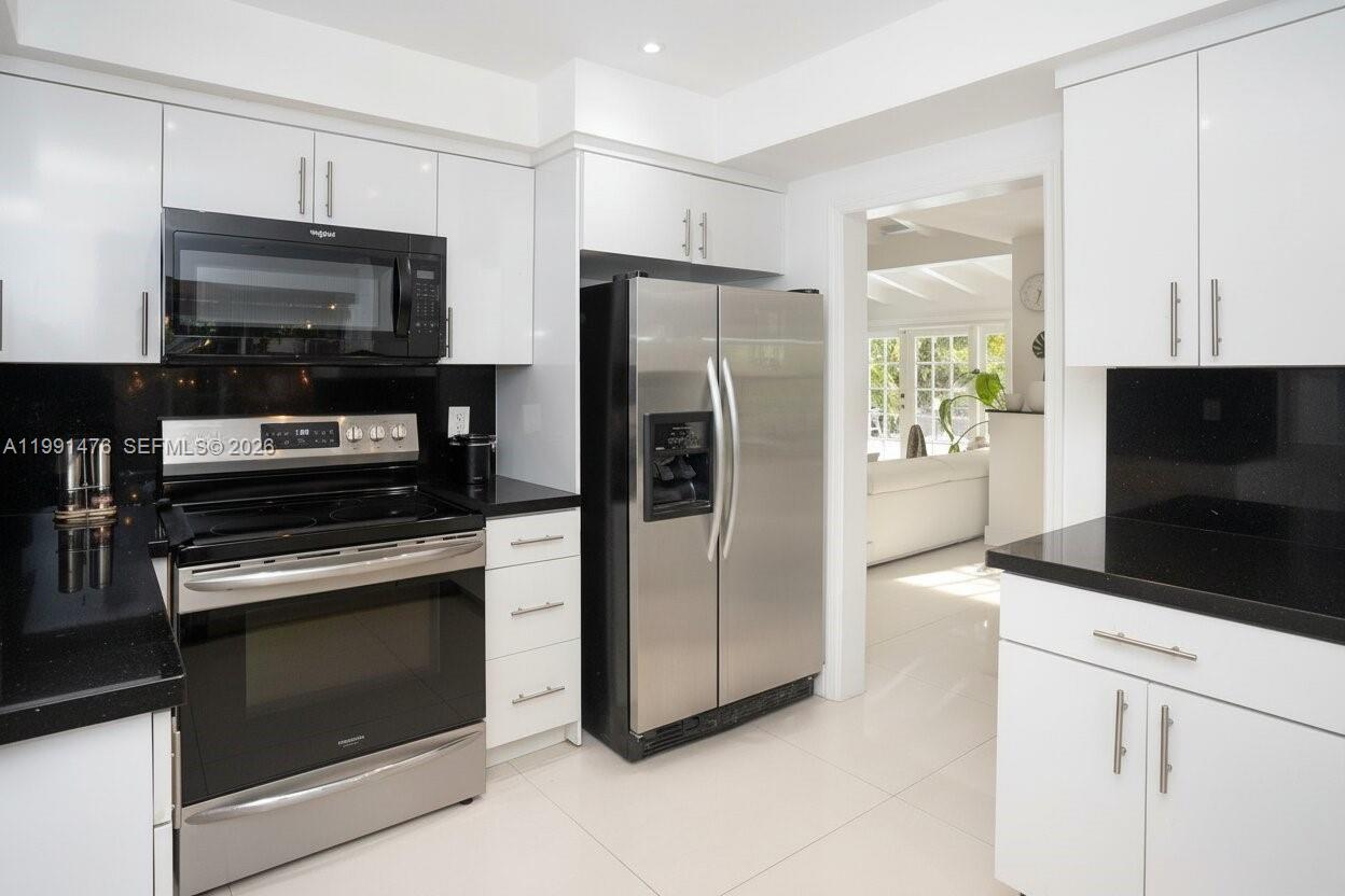 CORAL GABLES GRANADA SEC - Residential