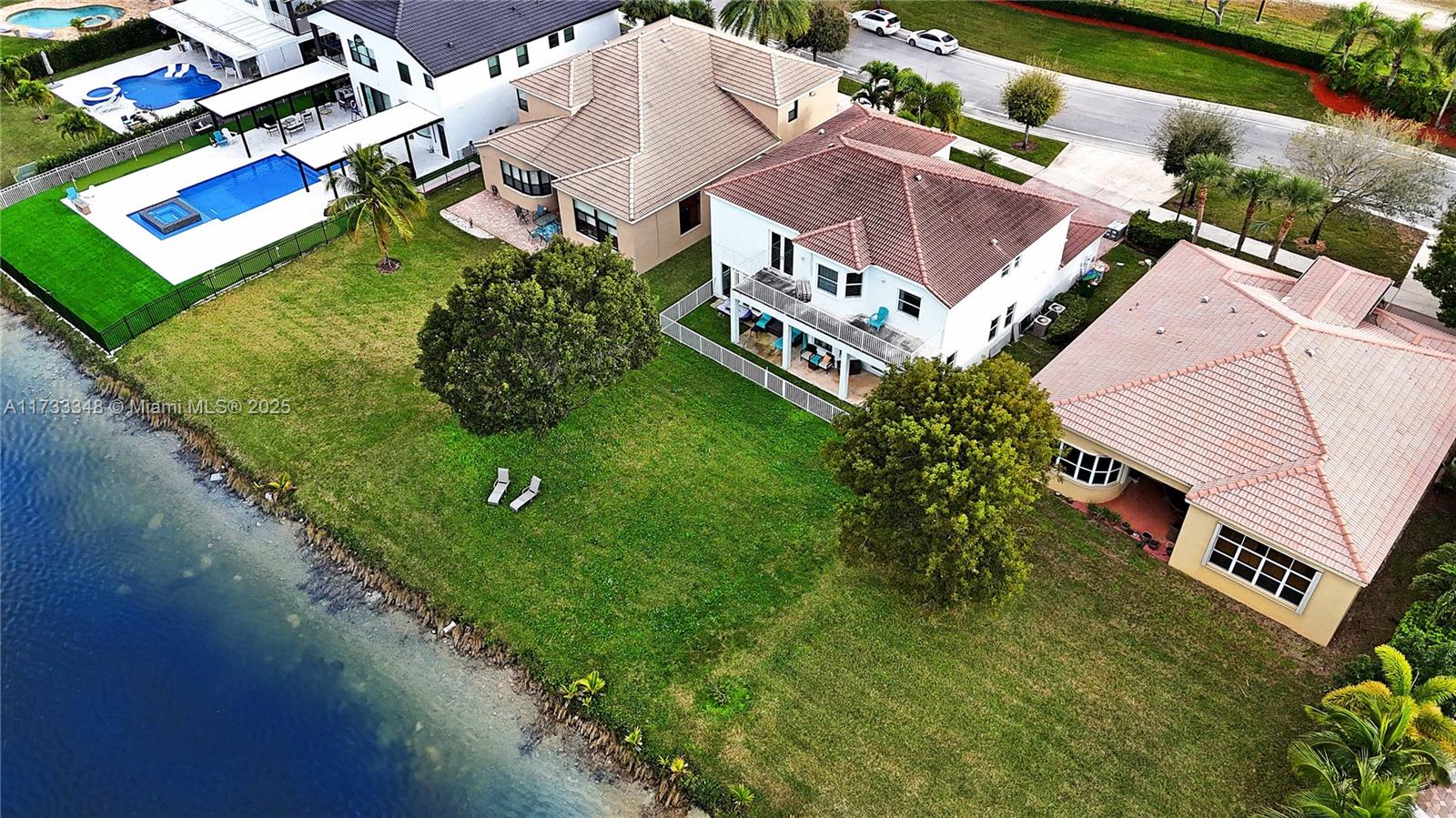 RIVIERA ISLES II - Residential