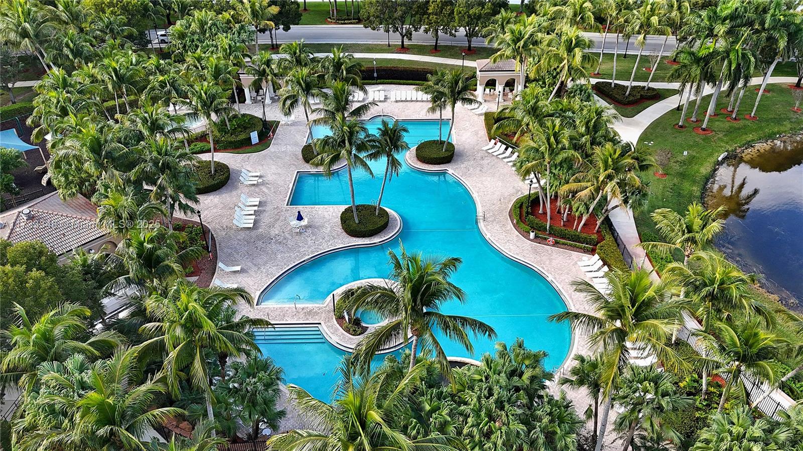 RIVIERA ISLES II - Residential