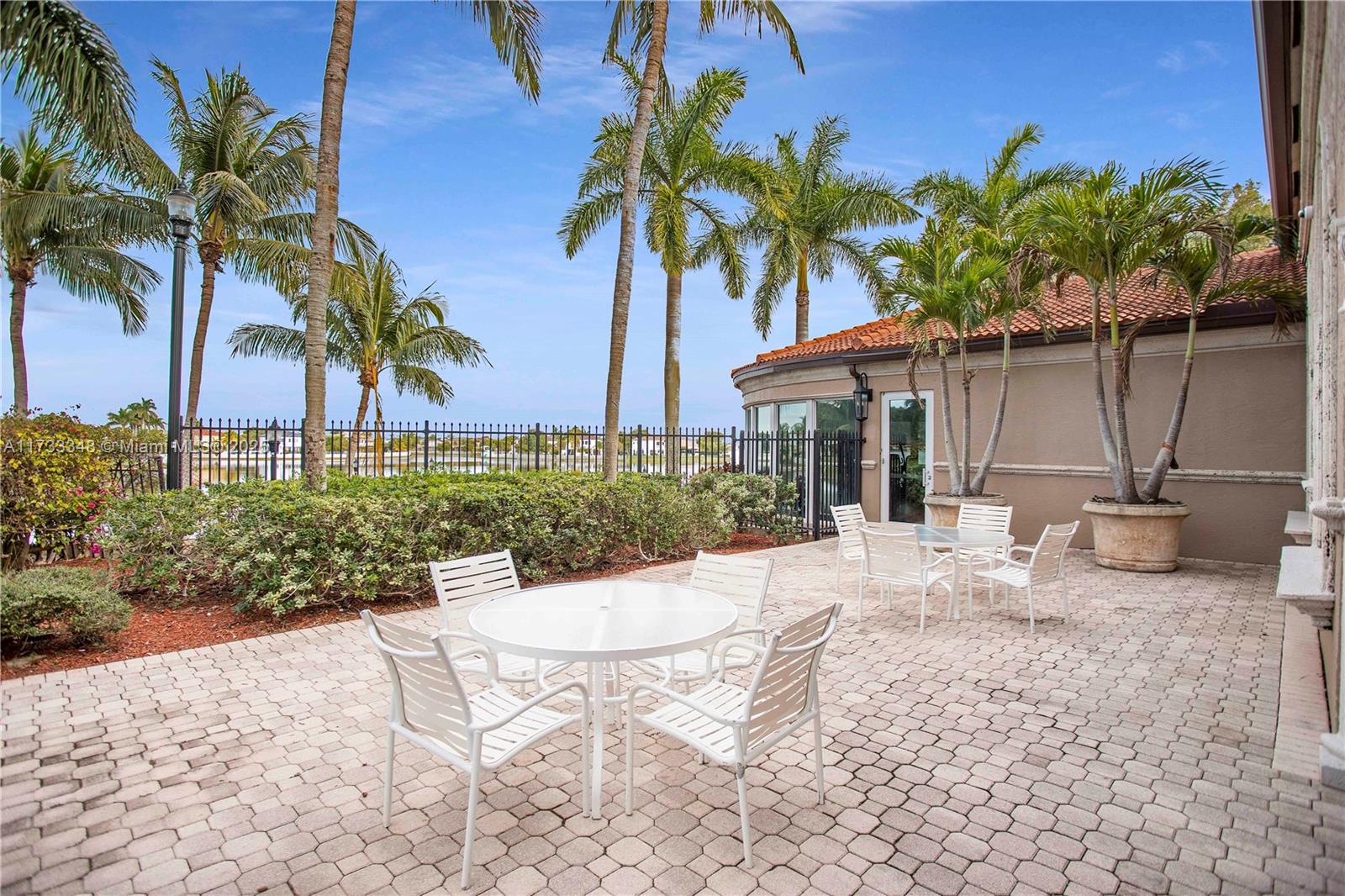 RIVIERA ISLES II - Residential