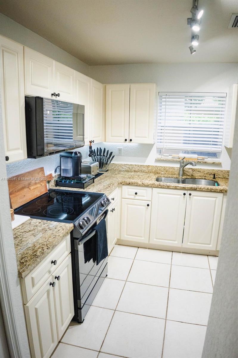 WEST PARK-WEST PARCEL - Residential