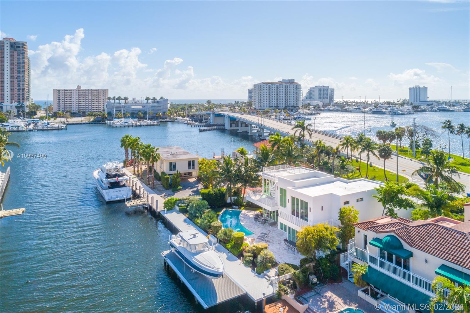 LAUDERDALE SHORES CORR PL - Residential