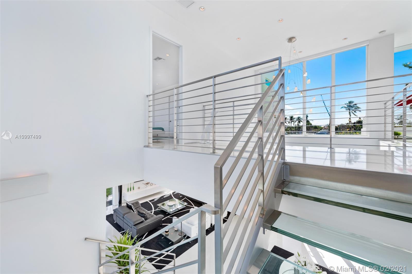 LAUDERDALE SHORES CORR PL - Residential