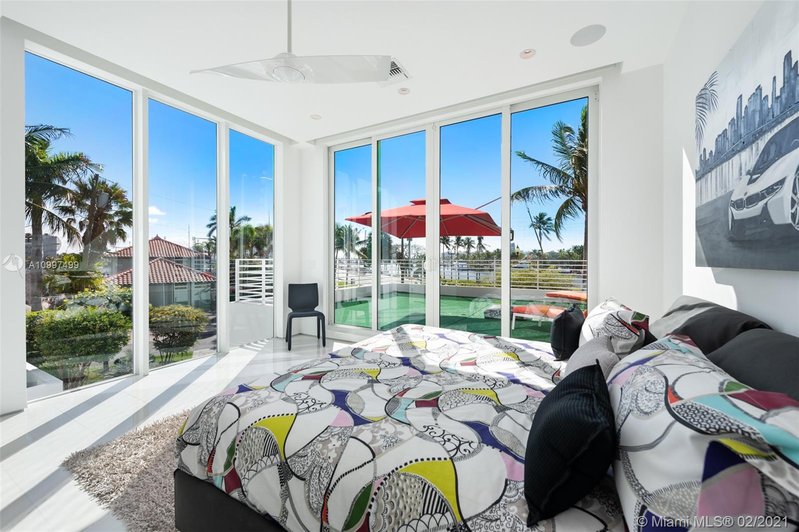 LAUDERDALE SHORES CORR PL - Residential