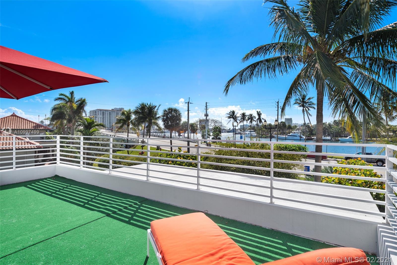 LAUDERDALE SHORES CORR PL - Residential