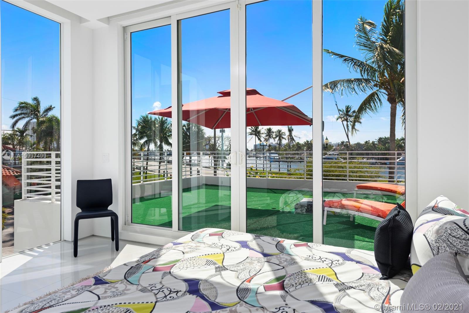 LAUDERDALE SHORES CORR PL - Residential