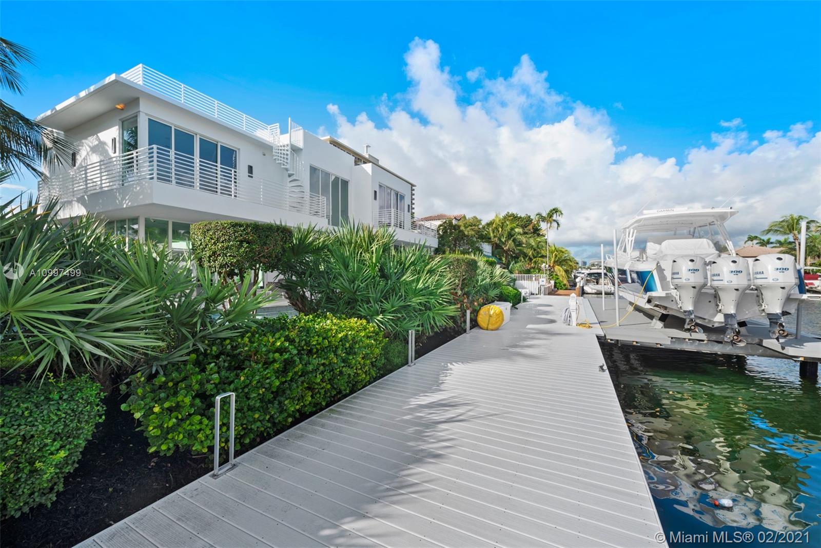 LAUDERDALE SHORES CORR PL - Residential
