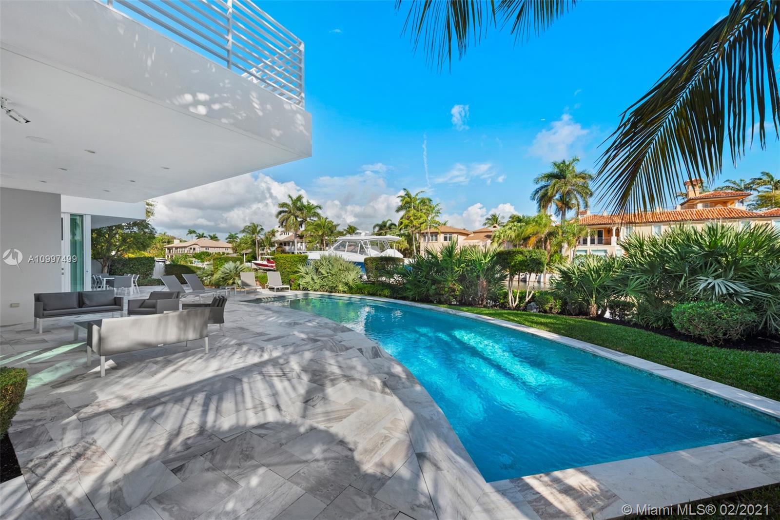 LAUDERDALE SHORES CORR PL - Residential