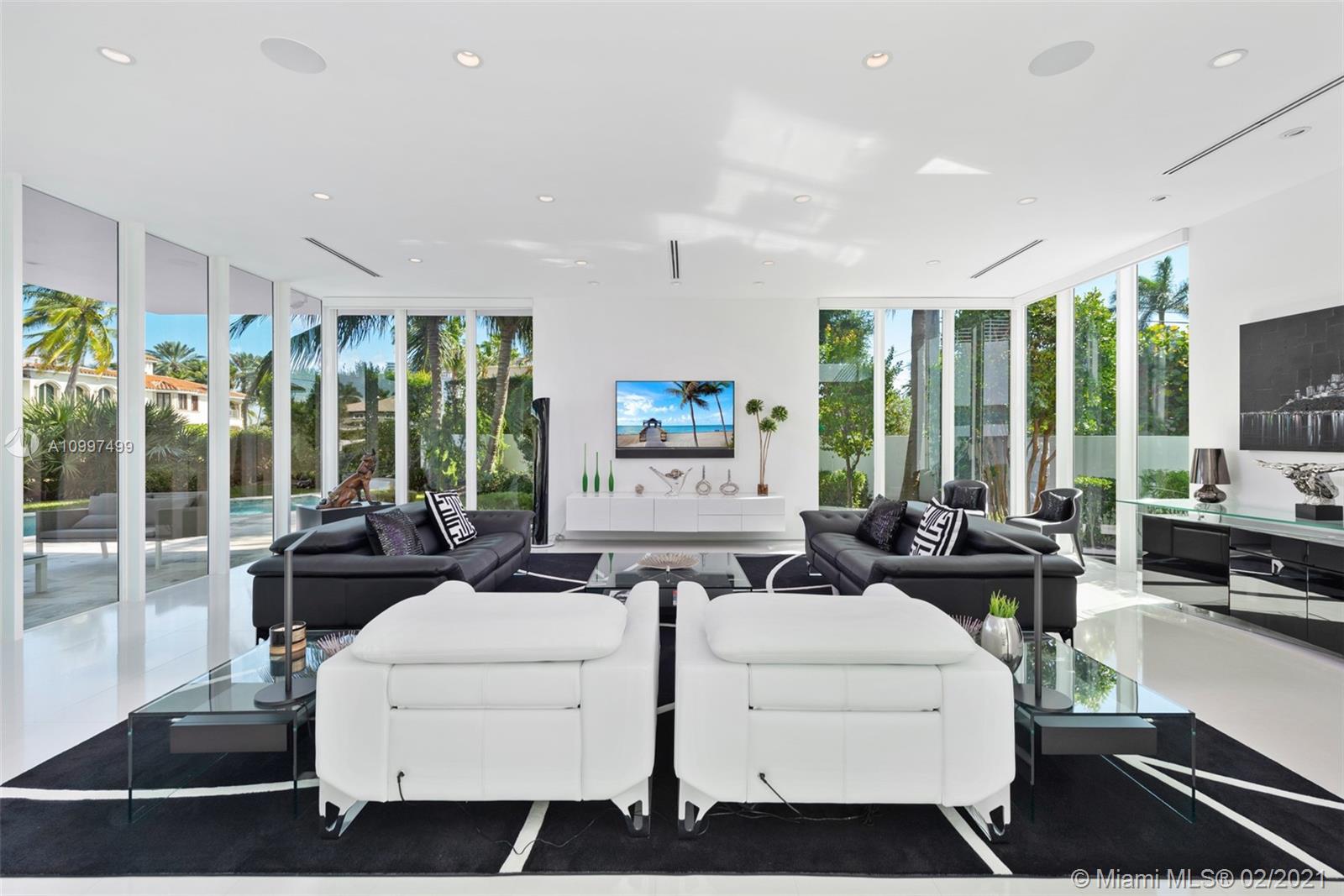 LAUDERDALE SHORES CORR PL - Residential