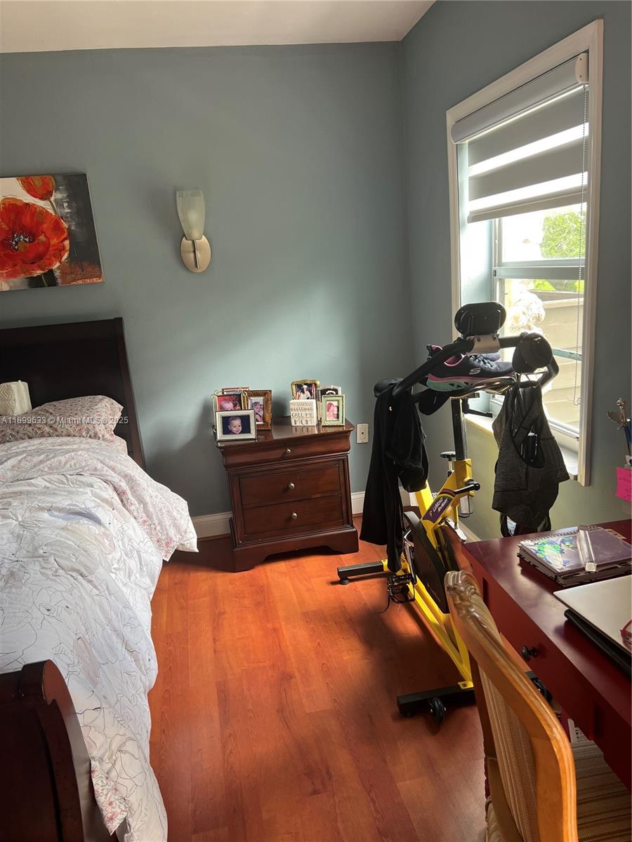 THE LEDGES CONDO - Residential