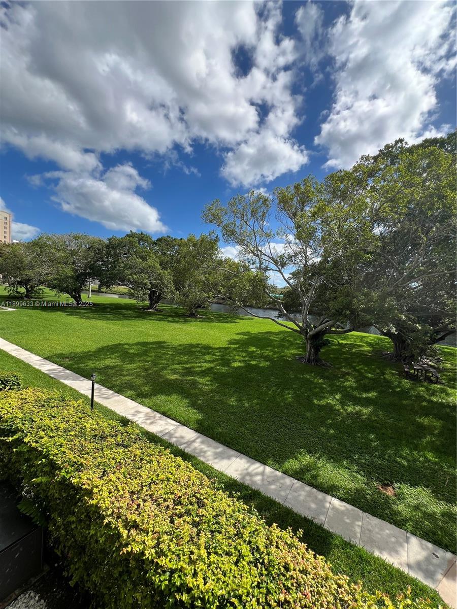 THE LEDGES CONDO - Residential