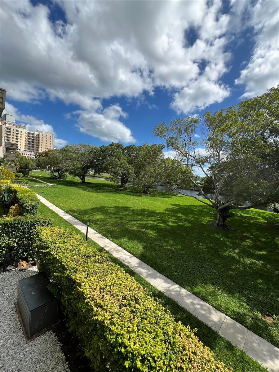 THE LEDGES CONDO - Residential