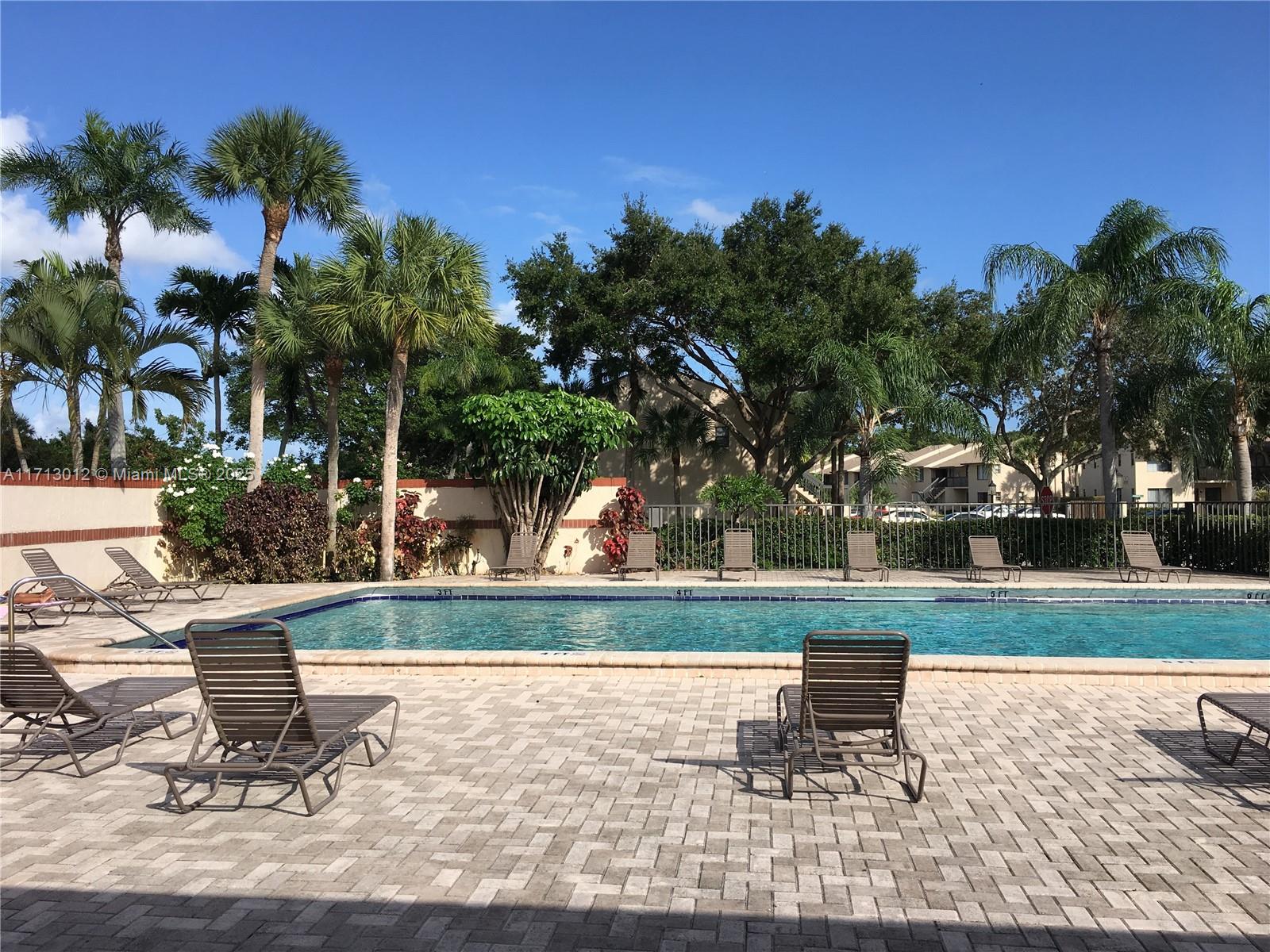 ll tile living areas with pretty, remodeled kitchen and master bath. Split floor plan in pretty community. Great amenities, community pool, excellent location. Freshly painted and ready to go - quick association approval. Washer & dryer included. Unit will be cleaned and repairs made. FPM residents are enrolled in a Resident Benefits Package for $60.00/mo - includes renter’s insurance, HVAC filter delivery, on-demand pest control, $1M Identity Protection, utility concierge, rewards program. Details upon application.
