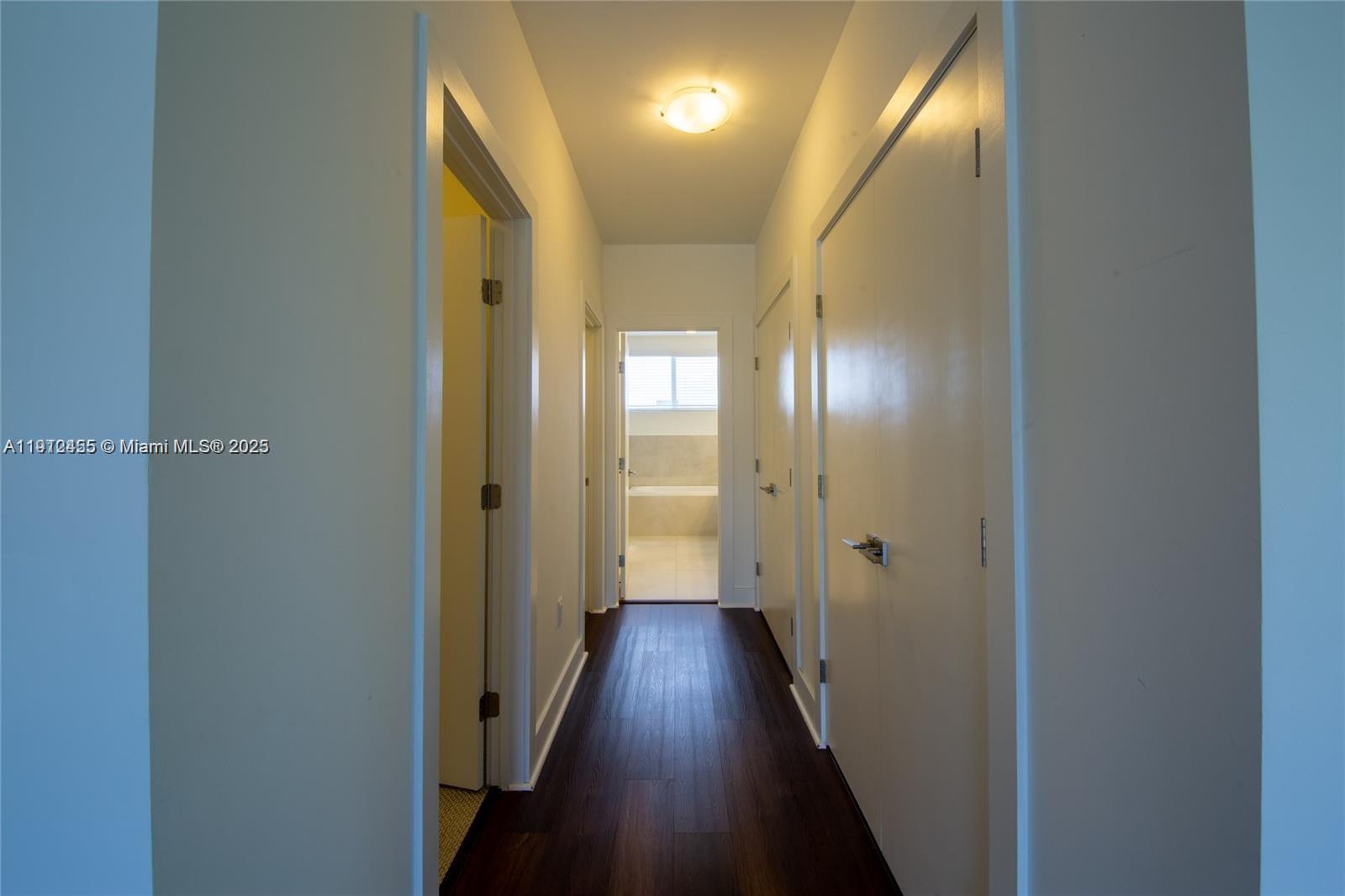 DORAL PALMS SOUTH - Residential Lease