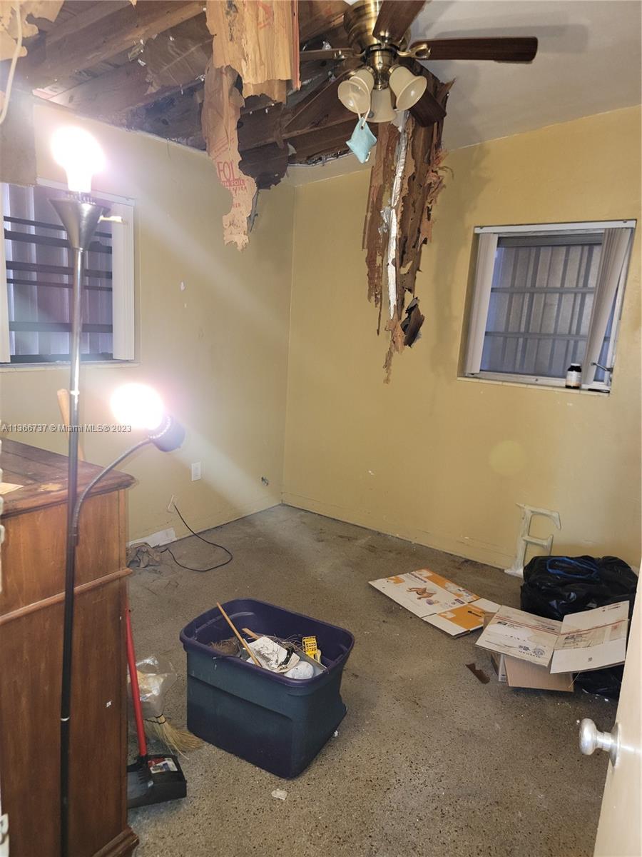 BROWARD MANOR - Residential