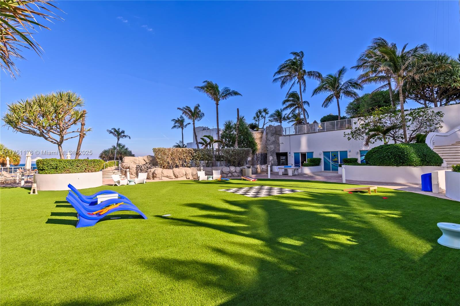 TRUMP PALACE CONDO - Residential