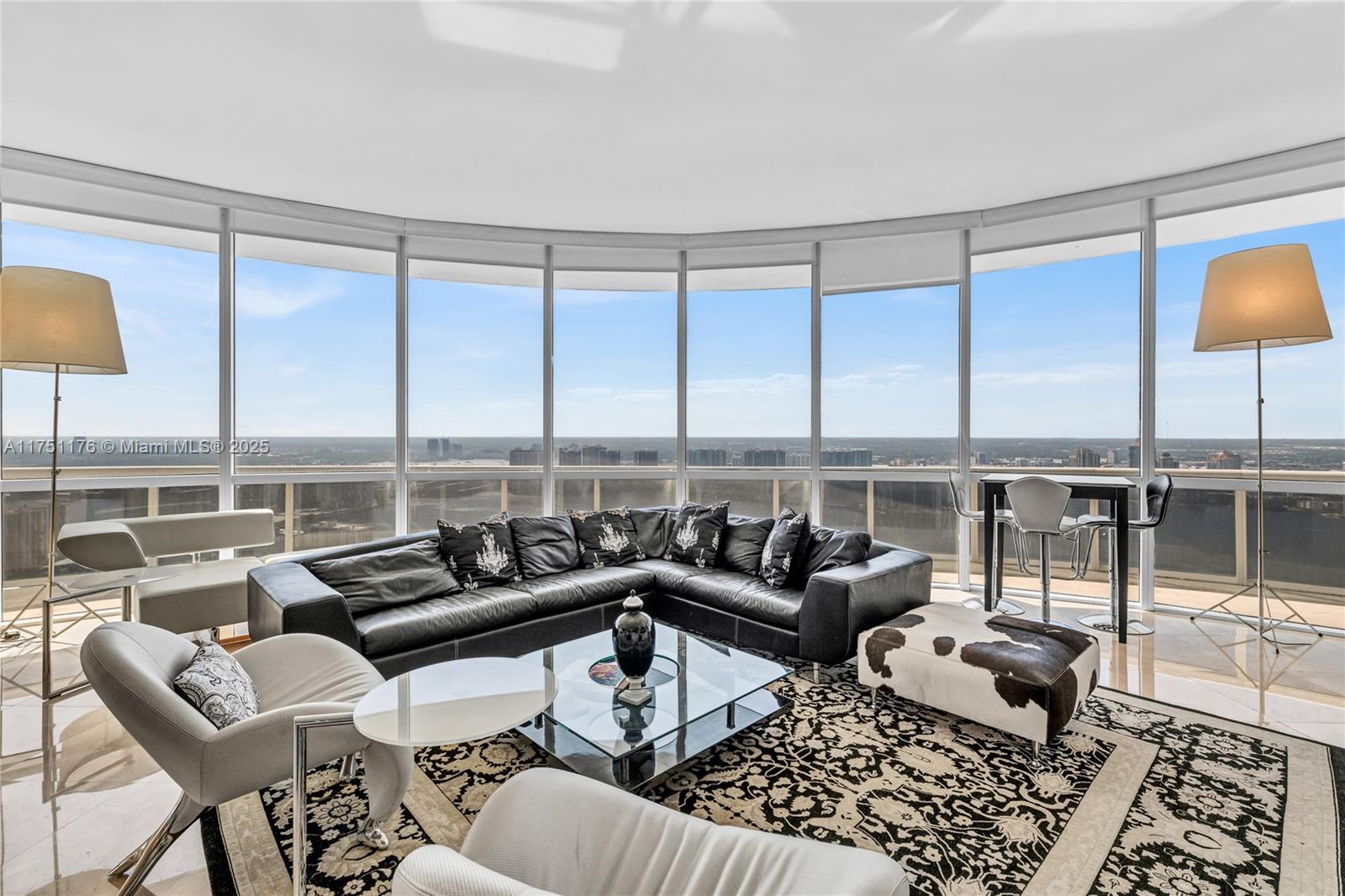 TRUMP PALACE CONDO - Residential