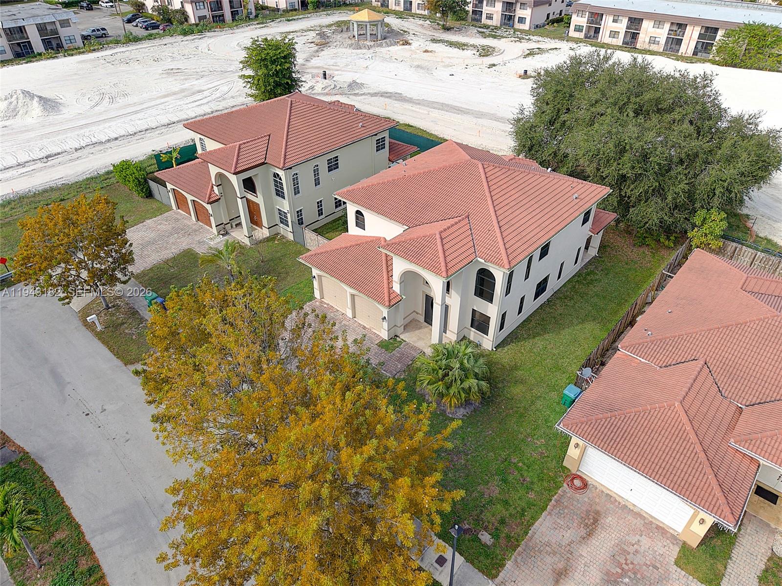 CALIFORNIA CLUB ESTATES - Residential