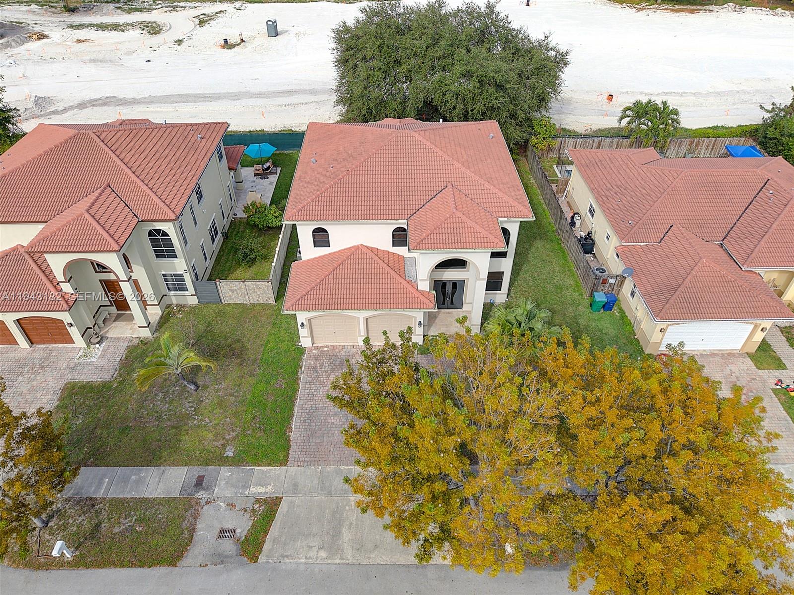 CALIFORNIA CLUB ESTATES - Residential