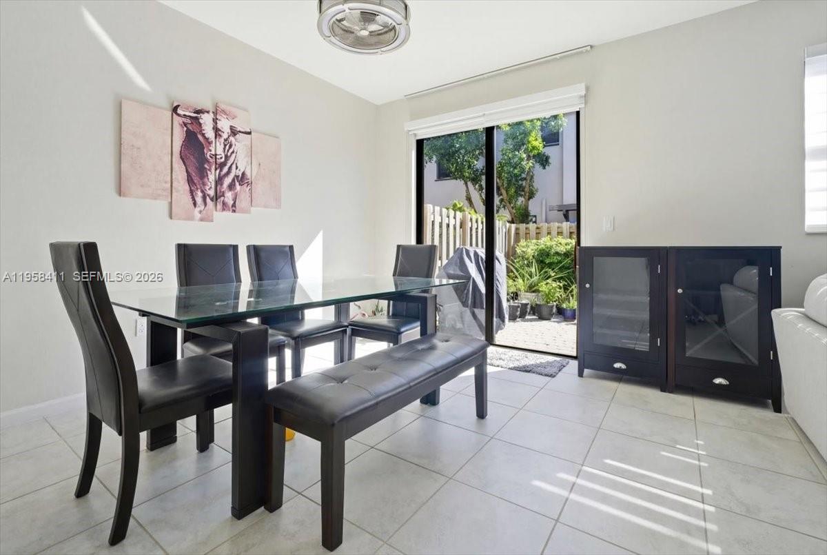 COCO PALM ESTATES - Residential