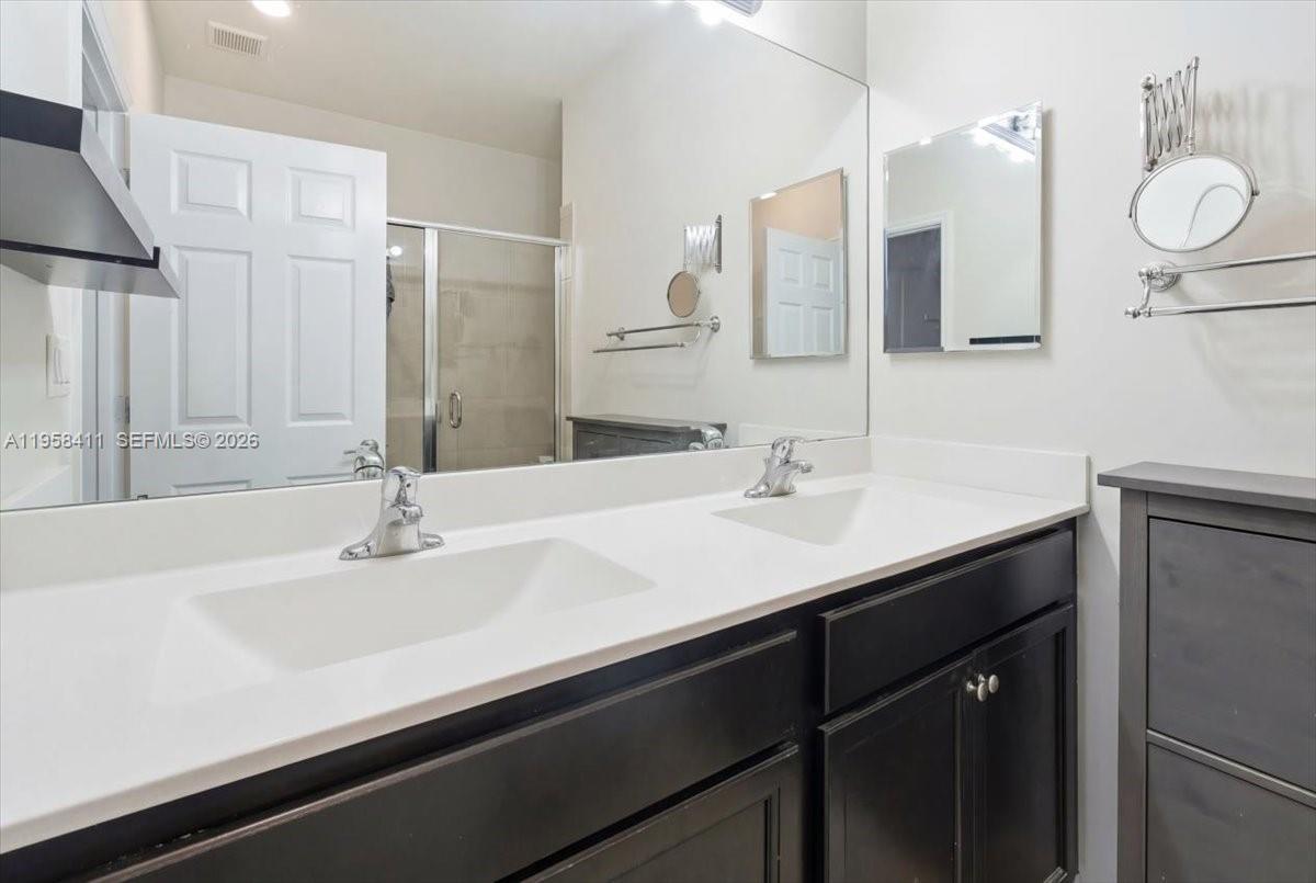 COCO PALM ESTATES - Residential