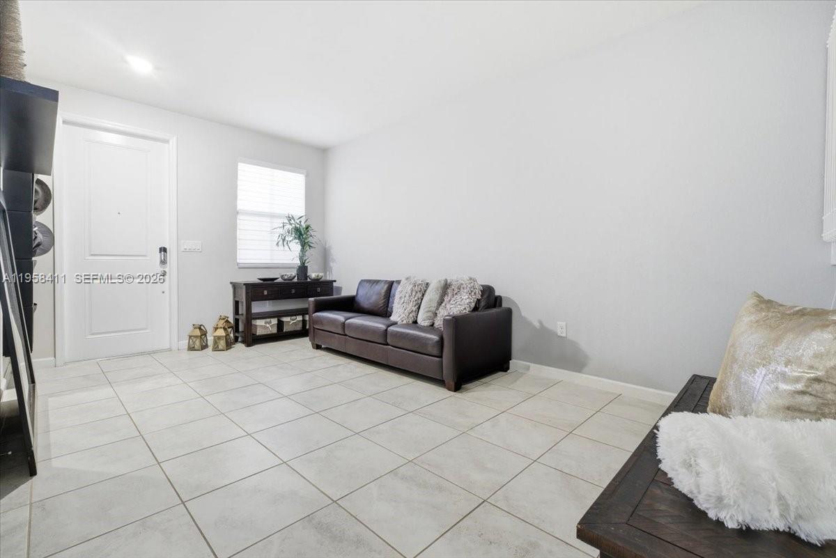 COCO PALM ESTATES - Residential