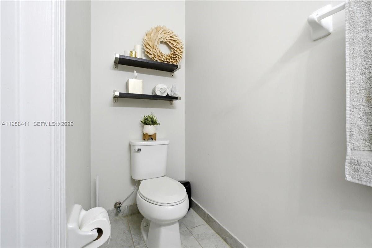 COCO PALM ESTATES - Residential