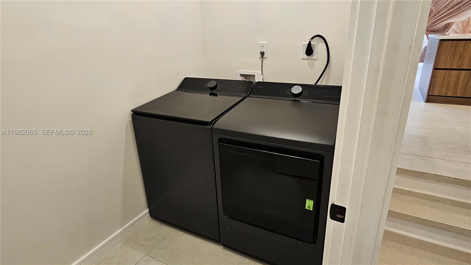 NEW SHENANDOAH - Residential