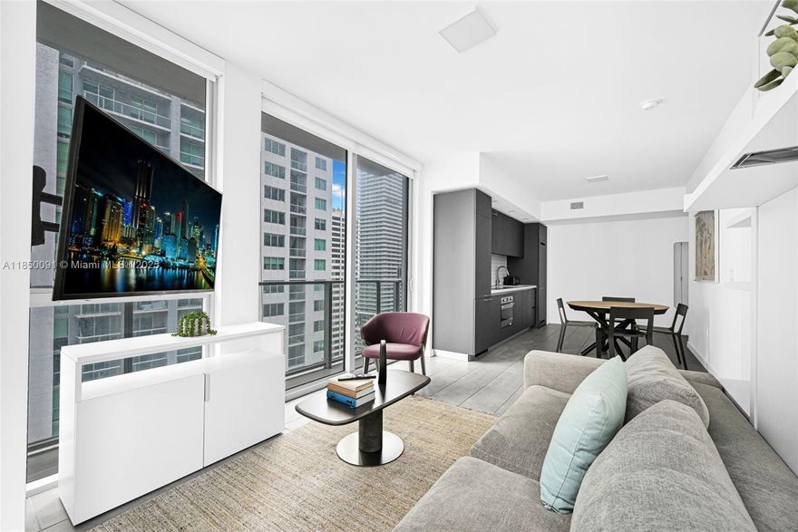 Corner Unit facing Northeast on higher floor . It's walking distance to Bayside Market, AA Arena, tons of restaurants and stores nearby.