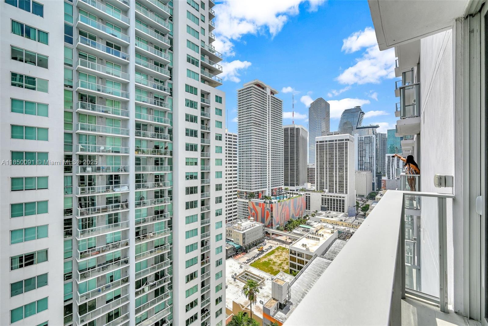 MAP OF MIAMI DADE CO. FL. - Residential