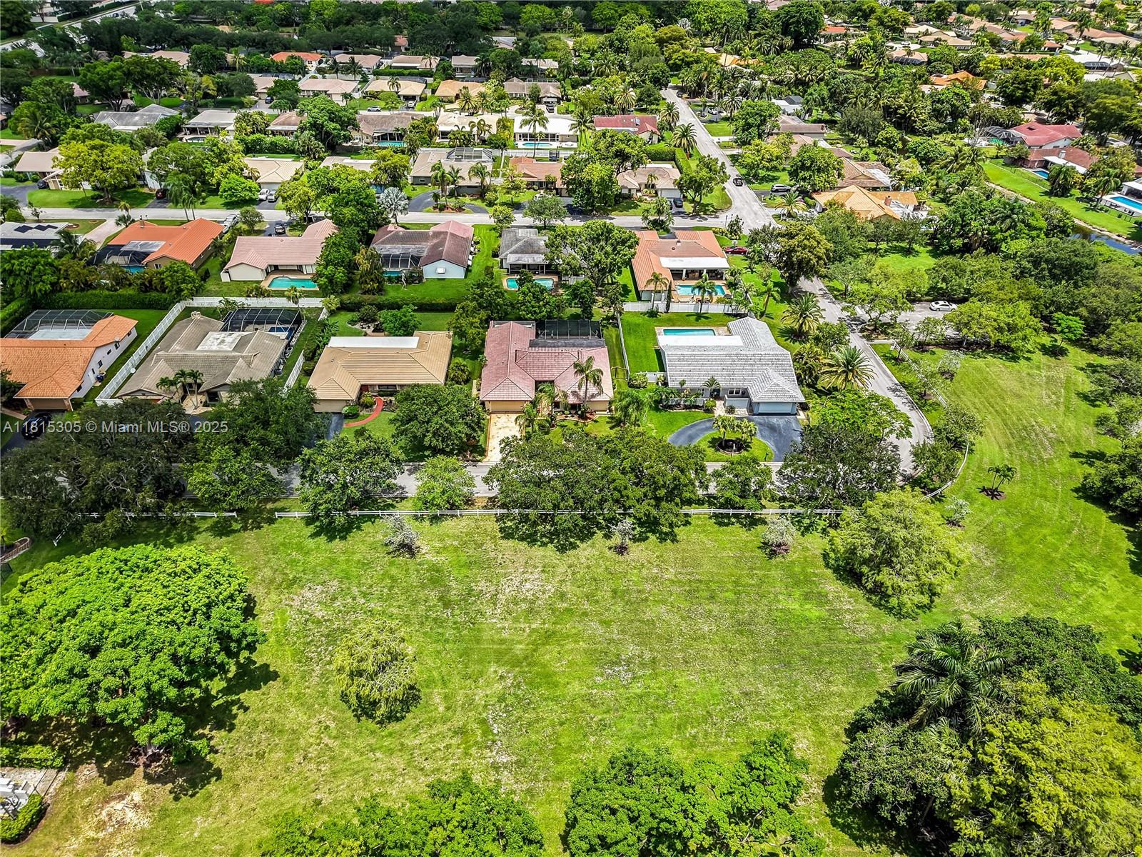OAK WOOD - Residential