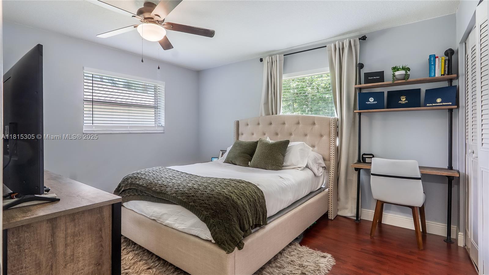 OAK WOOD - Residential