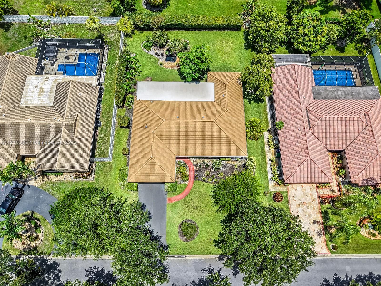 OAK WOOD - Residential