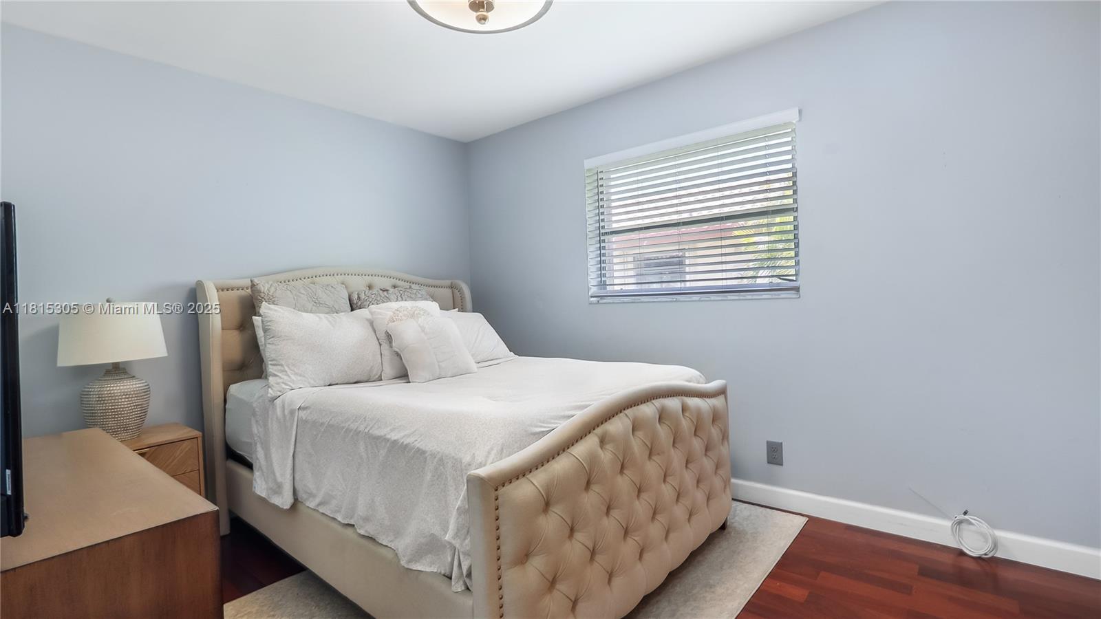 OAK WOOD - Residential