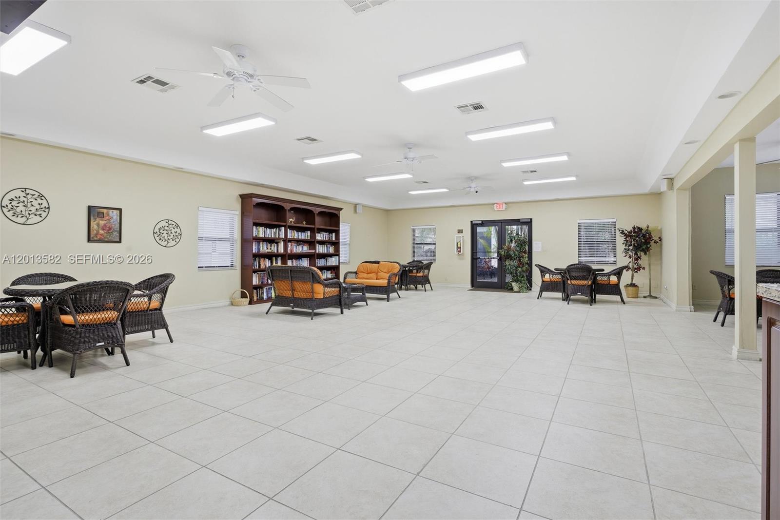VIEWPOINTE CONDO - Residential