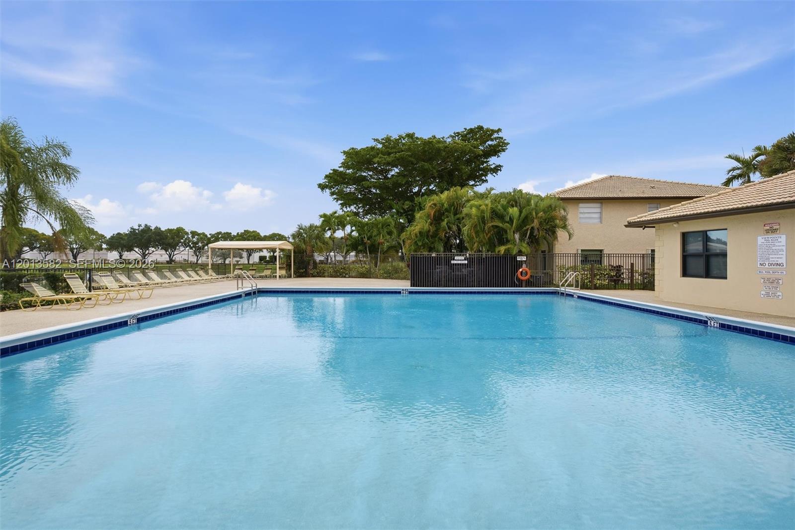 VIEWPOINTE CONDO - Residential
