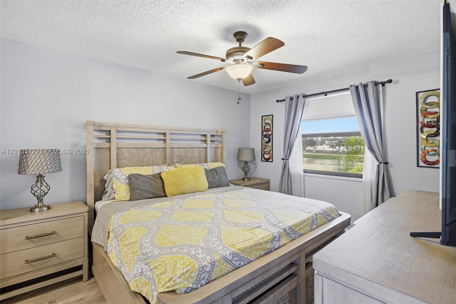 VIEWPOINTE CONDO - Residential