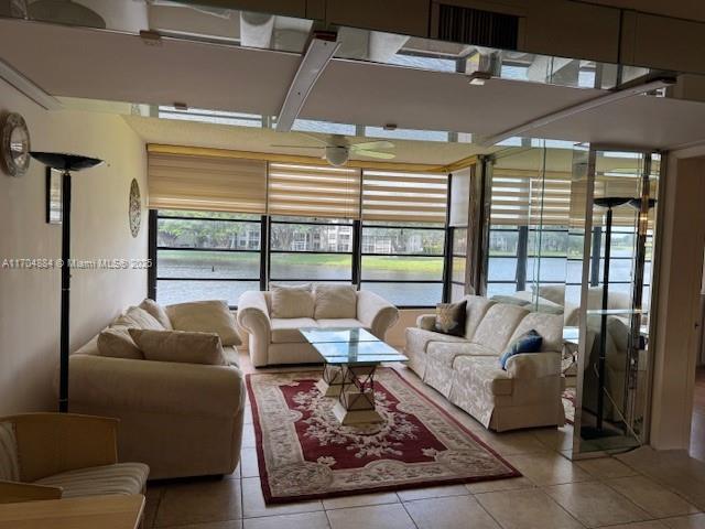 CONDO 15 OF WHITEHALL CON - Residential
