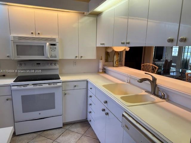 CONDO 15 OF WHITEHALL CON - Residential