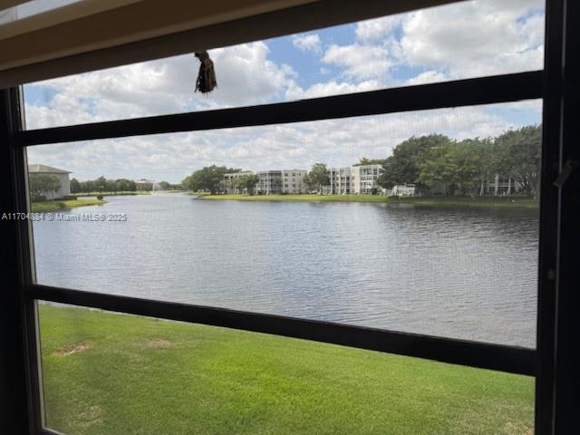 CONDO 15 OF WHITEHALL CON - Residential