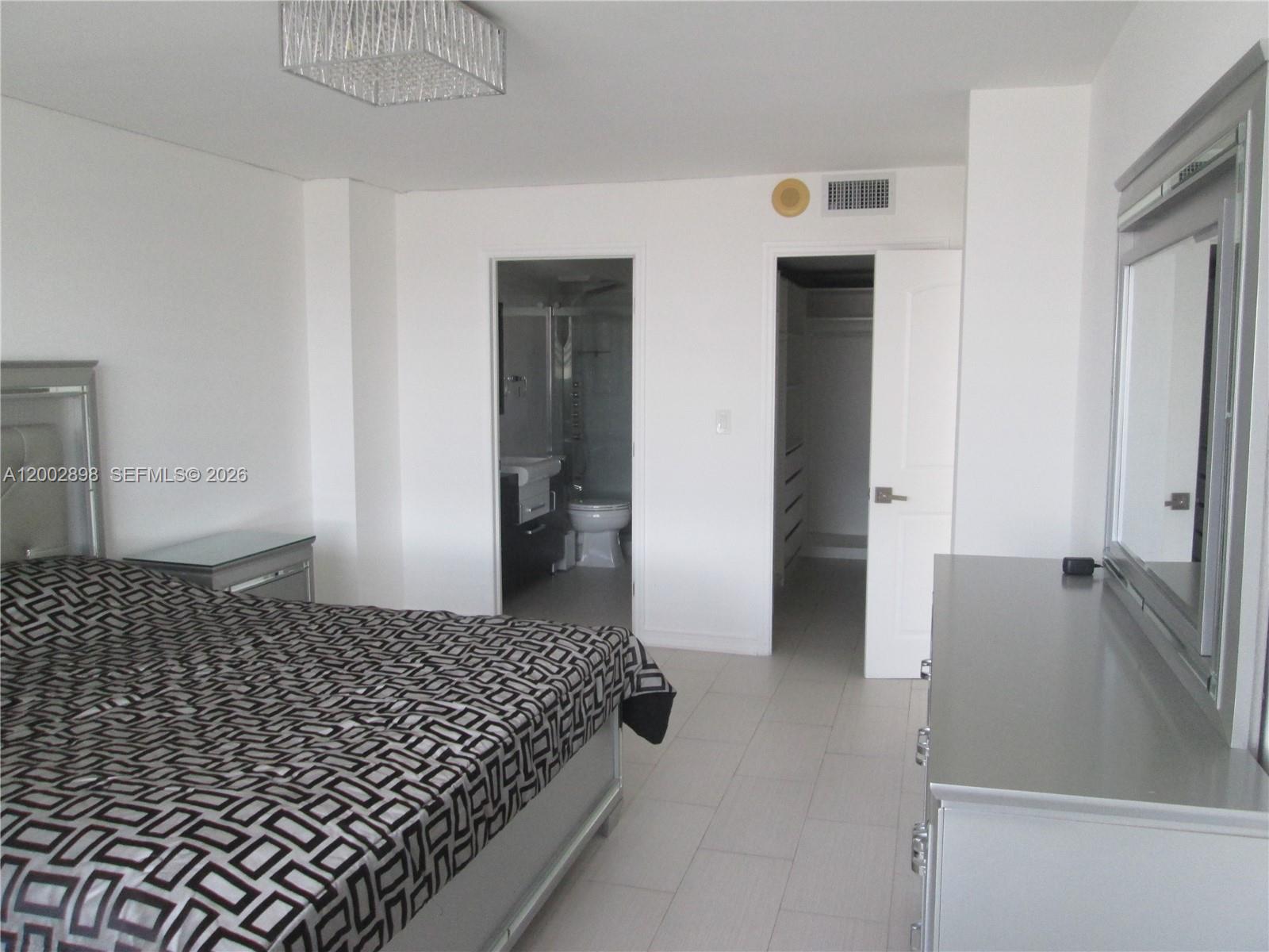 WINSTON TOWERS 200 CONDO - Residential Lease