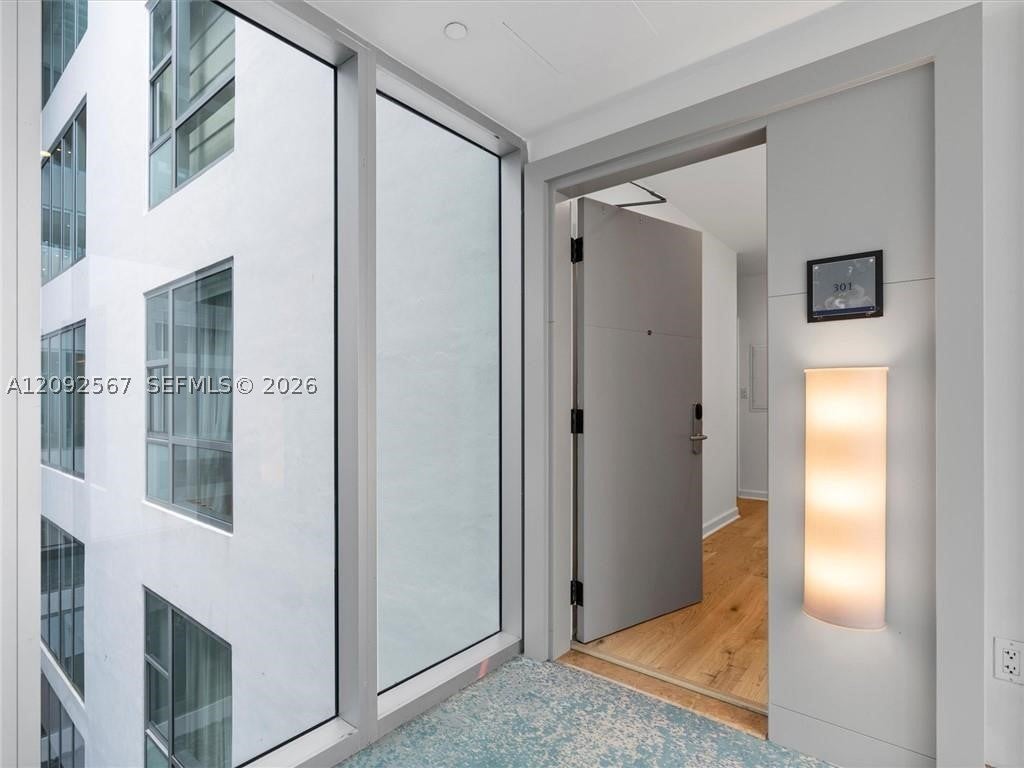 6799 Collins Ave 301