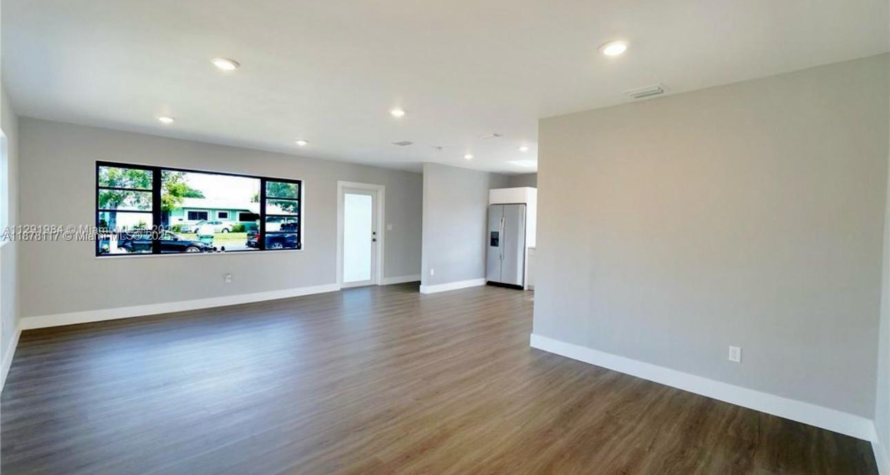 SCOTT LAKE MANOR SEC 6 - Residential