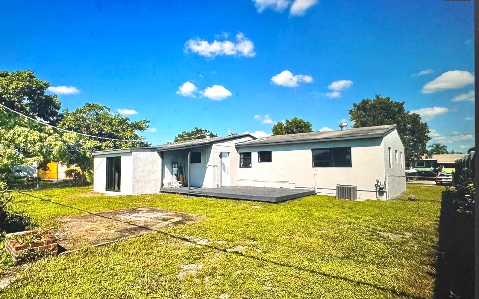 SCOTT LAKE MANOR SEC 6 - Residential